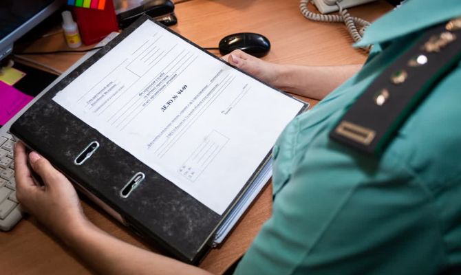Долг в 305 тысяч рублей обернулся для туляка арестом имущества 