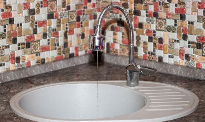 В Туле 3 улицы остались без холодной воды из-за коммунальной аварии