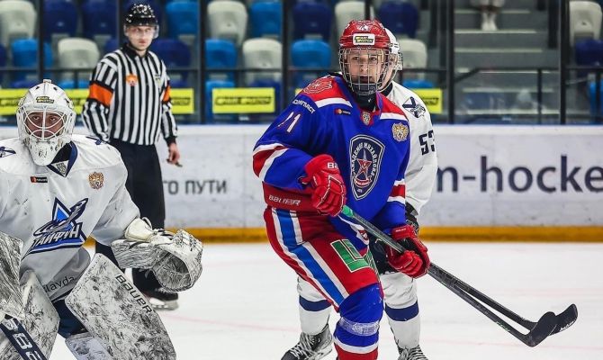 Туляки уступили хоккеистам из команды "Тайфун" во втором матче