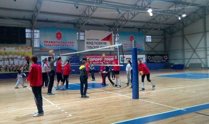 Волейболистки «Тулицы» сыграли с детьми с ограниченными возможностями