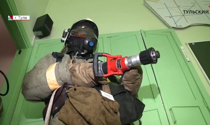 Перед началом учебного года сотрудники тульского МЧС проводят учения в школах региона