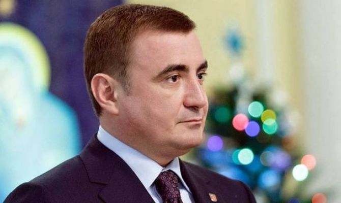 Губернатор Алексей Дюмин поздравил действующих сотрудников и ветеранов военной разведки с праздником