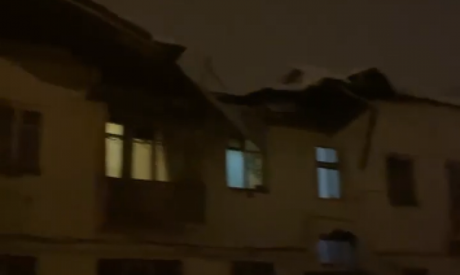 Жители двухэтажного дома в Алексине остались без жилья