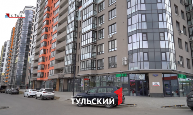 Безопасность 80 уровня: домофоны в тульской новостройке открываются банковской картой