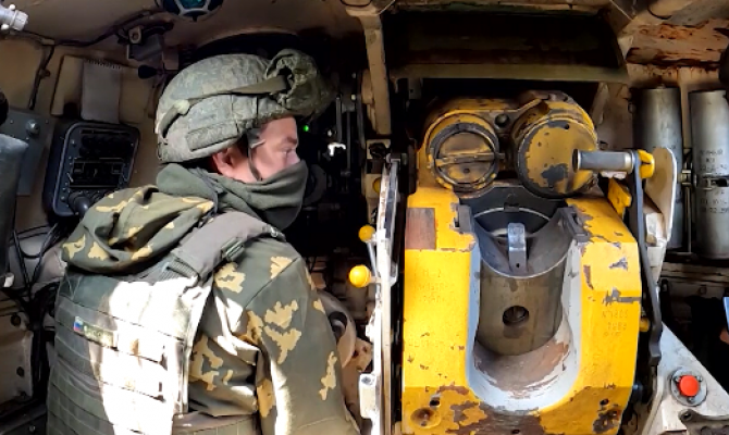 Тульские десантники подавляют позиции украинских формирований в Артемовске