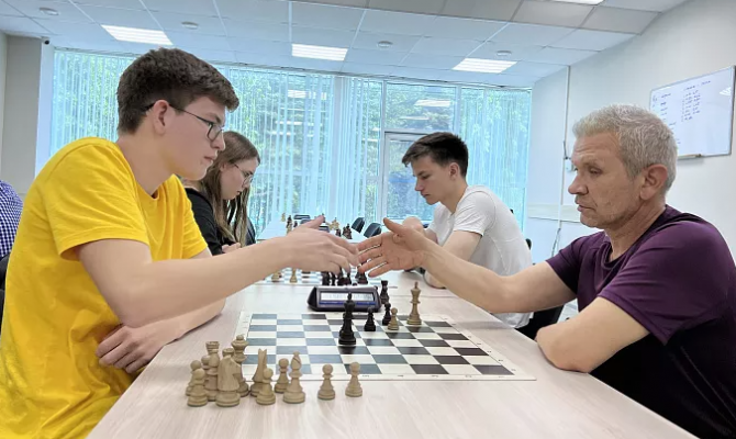 В Щекино началось первенство области по шахматам среди малых городов и сельских поселений