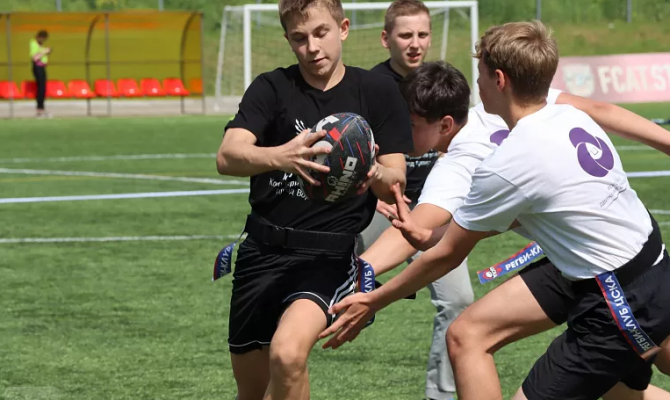 В Туле прошел фестиваль по тэг-регби среди юнармейцев