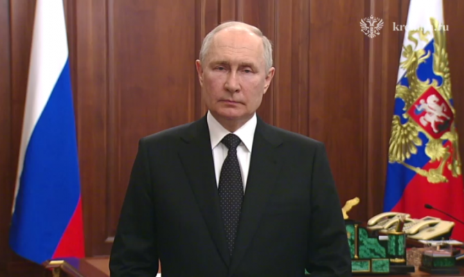 «Россия ведет тяжелейшую борьбу за свое будущее»: Владимир Путин выступил с обращением