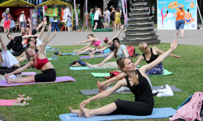Туляков приглашают на бесплатные занятия йогой