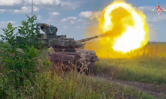 Танкисты показали, как поддерживают Тульских десантников в зоне СВО