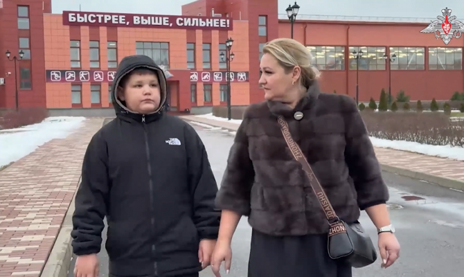 Замминистр обороны организовал экскурсию в Тульское суворовское училище для мальчика из Москвы