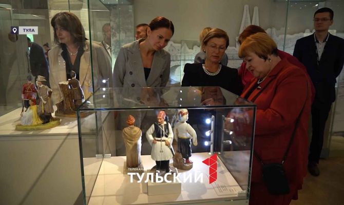 Ожившая история в фарфоре: в Тулу привезли "Народы России"