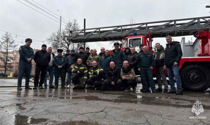 Старший инструктор по управлению пожарной машины завершил службу после 24-х лет работы