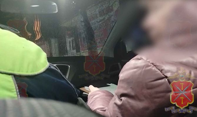 В Дубне 43-летняя женщина хотела избежать ответственности, дав взятку