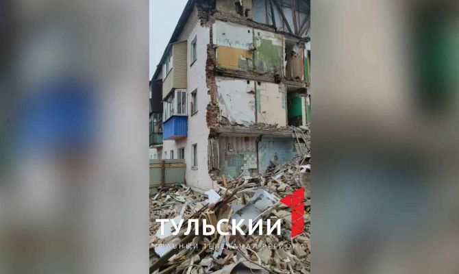 Повреждённый взрывом газа подъезд в Куркино перестроят за 3 месяца