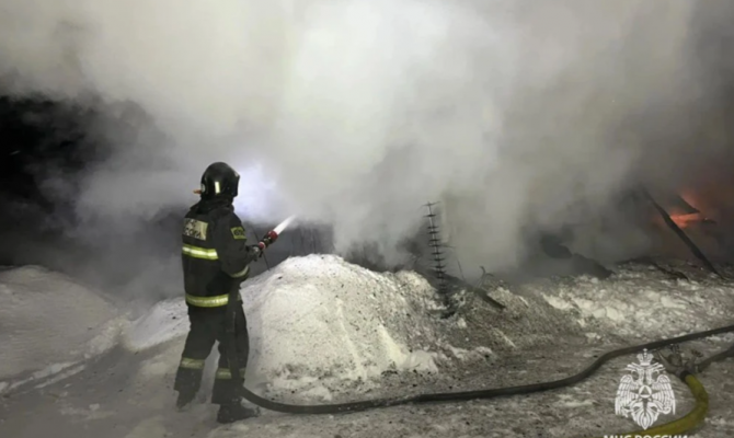 Во время пожара в Венёве пострадала женщина