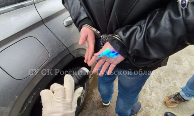 Начальника управления ЖКХ в Алексине задержали за взятку