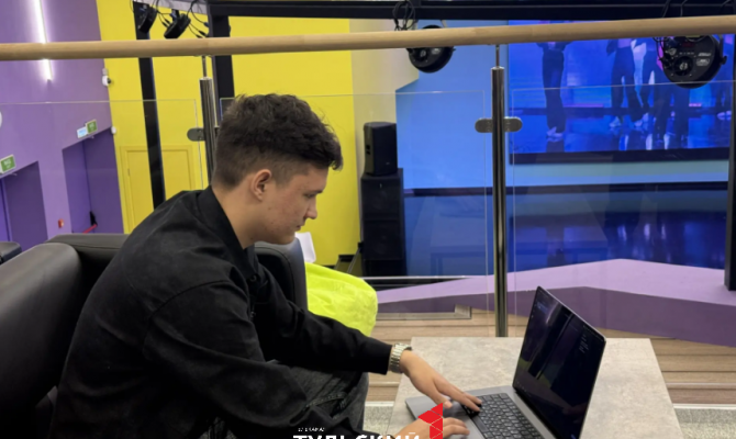 Тульские школьники пригласили Дмитрия Миляева на подкаст