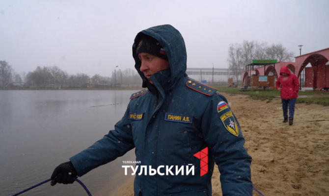 «Два раза дернуть и потрясти»: как тульские спасатели общаются под водой