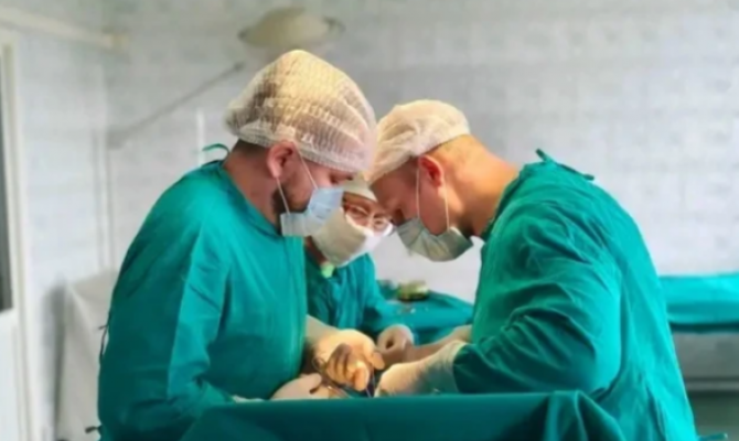 Детские хирурги Тульской области провели более 500 операций с 2026 года