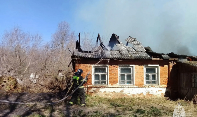 За сутки в Тульской области потушили шесть пожаров