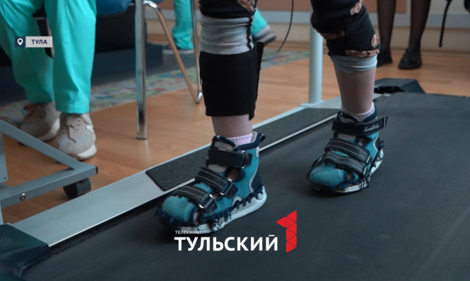 В Туле детей с психоневрологией лечат лепкой и греблей на тренажере