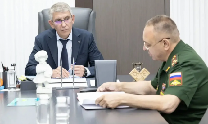 Итоги весеннего призыва в Тульской области Миляев обсудил на встрече с военным комиссаром