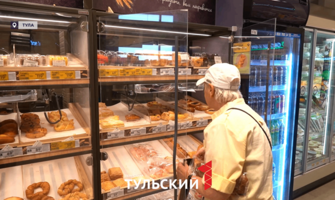 В супермаркетах Тулы нашли нарушения при продаже хлеба и выпечки