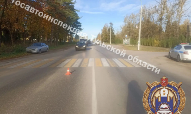 В Ефремове водитель Nissan сбил пешехода на переходе