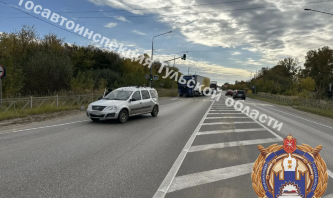 На трассе под Тулой столкнулись Sitсrak и Lada Largus
