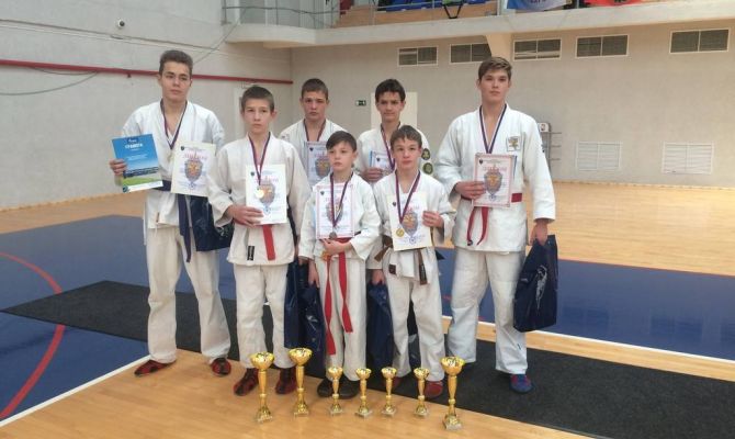 Туляки привезли 2 «золота» и «бронзу» с турнира по рукопашному бою