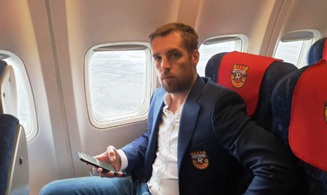 Тульский «Арсенал»  вылетел в Баку на матч с «Нефтчи»