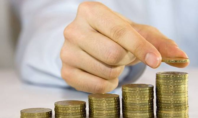 Центробанк: зарплаты россиян в 2018 году заметно вырастут