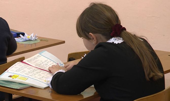 «Я репетитор»: в Тульской области учителя-добровольцы бесплатно занимаются с детьми военнослужащих 