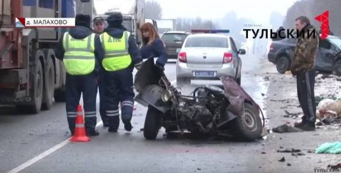 Смертельное ДТП в Богучарово: «семерку» «разорвало» на три части. РЕПОРТАЖ