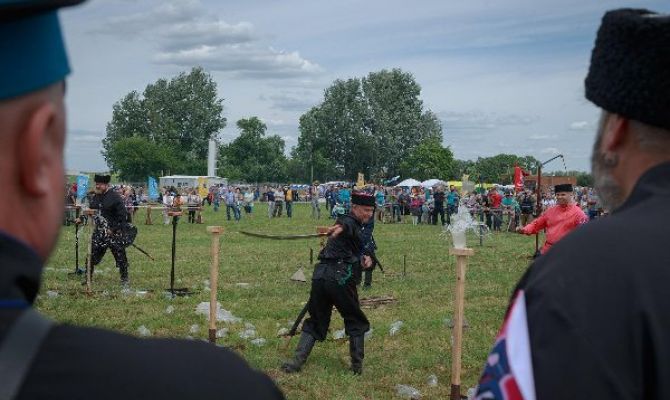 Туляков приглашают отметить День России на Куликовом поле