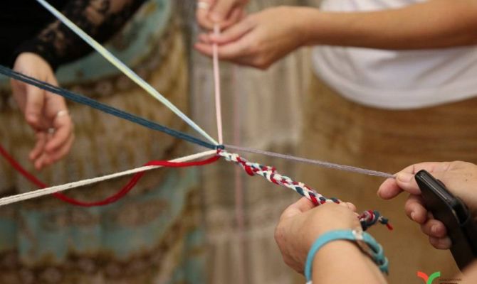 Туляков научат плести обережные пояса вятичей