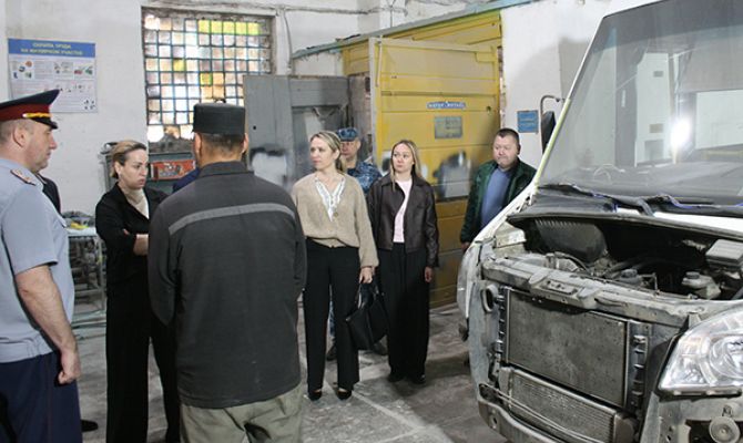 В тульской исправительной колонии ремонтируют автобусы и делают остановки