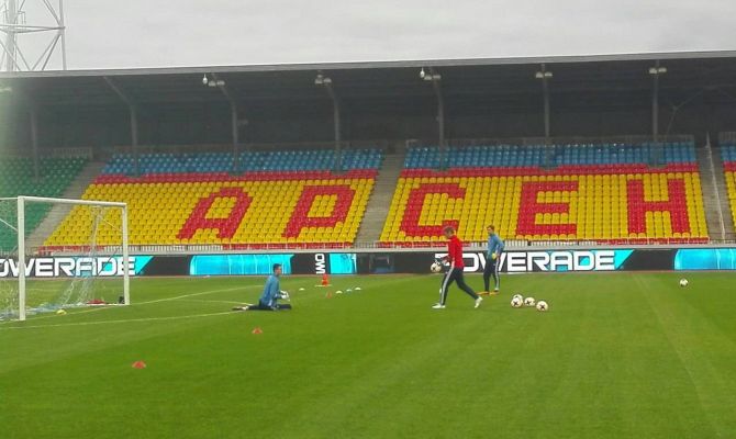 Футболисты молодежной сборной России вышли в Туле на открытую тренировку