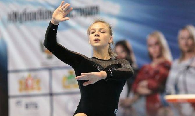 Тульская гимнастка завоевала три серебряных медали на всероссийском турнире