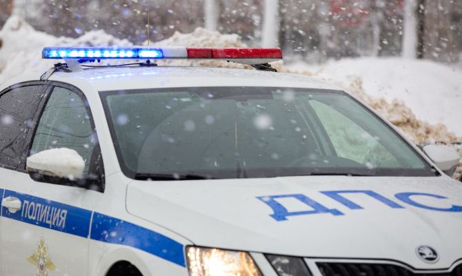 В Советске водителя "Хаммера" оштрафовали за парковку в неположенном месте 