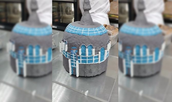 Пряник в форме здания Тульского музея оружия приготовили студенты на чемпионате профессий