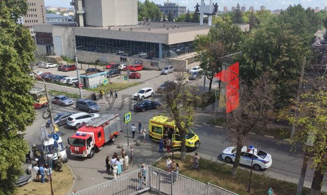 Стали известны подробности ДТП с "перевертышем" в центре Тулы