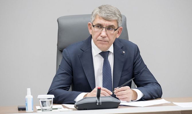 Губернатор Дмитрий Миляев провел личный прием жителей