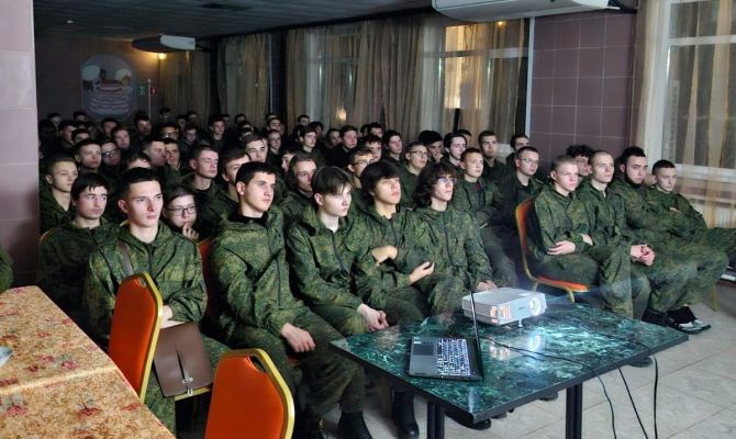 Курсанты из Белгорода прошли боевую подготовку в Тульской области