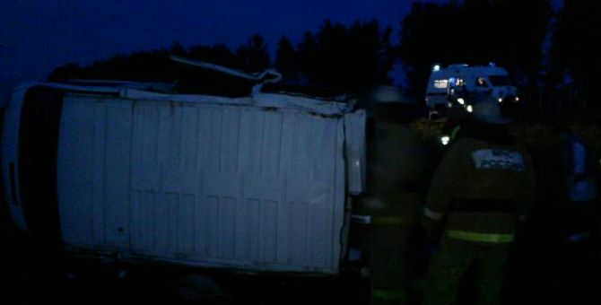 Минивэн  опрокинулся на трассе в Тульской области: есть пострадавшие