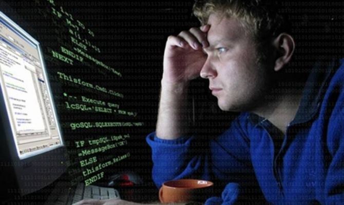 Профессия программиста утратила востребованность в России