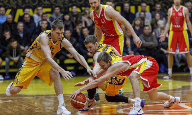 Баскетболисты тульского «Арсенала» проиграли курским «Русичам»
