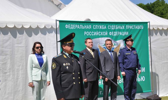 В Туле стартовал чемпионат по служебному двоеборью среди судебных приставов