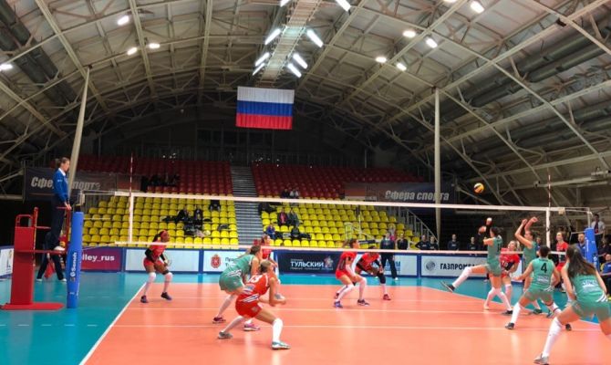 Первый в этом году матч оказался для волейболисток "Тулицы" победным